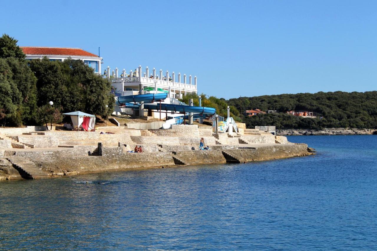 Apartments With A Swimming Pool Pula - 7356 Eksteriør bilde