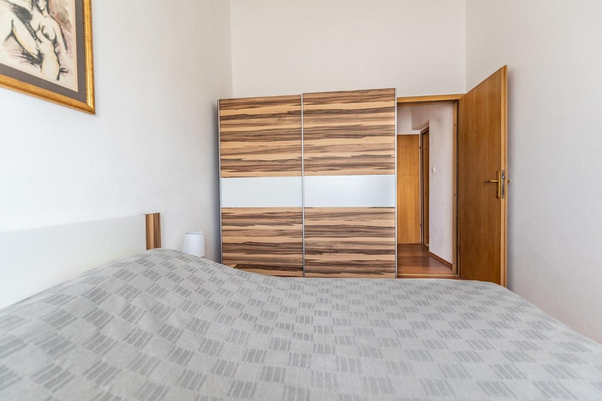 Apartments With A Swimming Pool Pula - 7356 Rom bilde